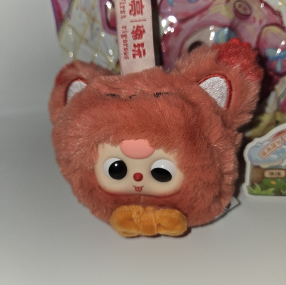 🦊 Baby Three “Fox” Plush Keychain – Confirmed Character | Opened Box - Picture 2 of 3